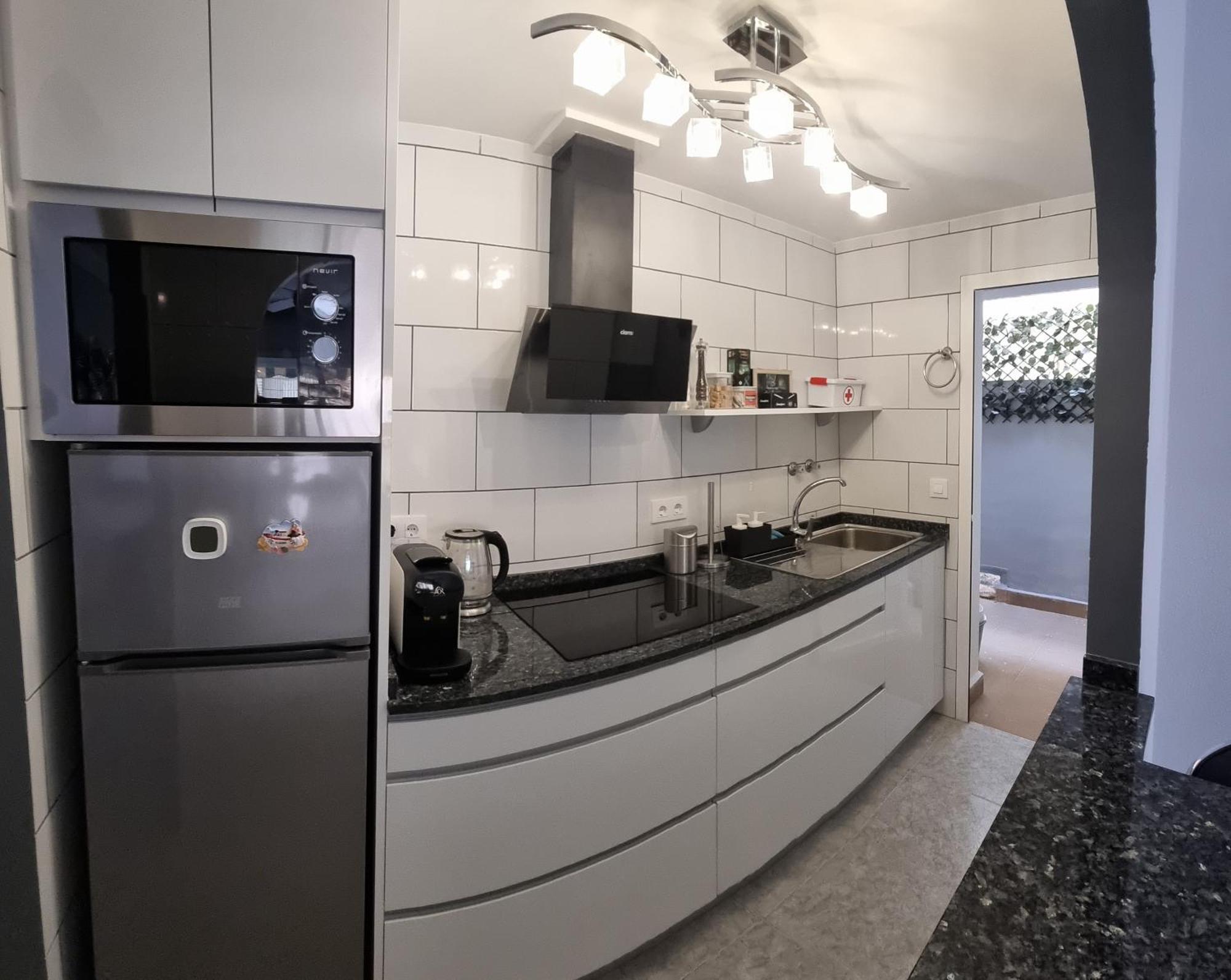 Ayahay, Modern Luxury Just 50 M From Playa Del Puerto Apartment